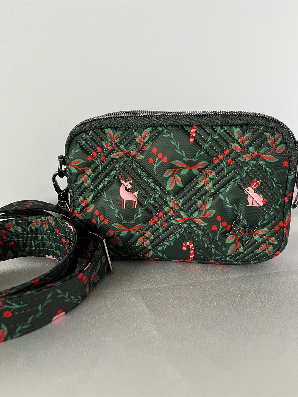 LUG - ** NWOT ** - Coupe Convertible Crossbody Bag in Holiday Forest